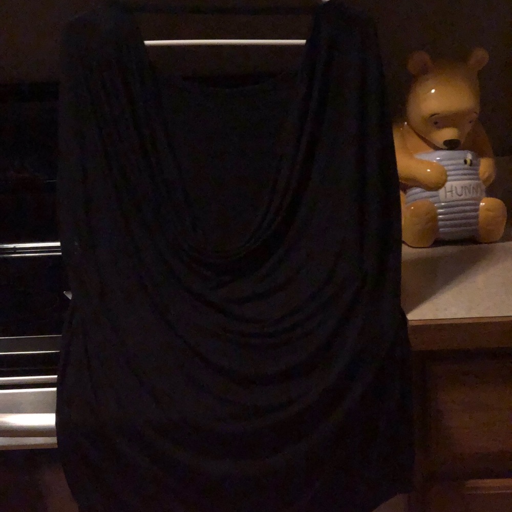 Women’s New Black Top Size Small